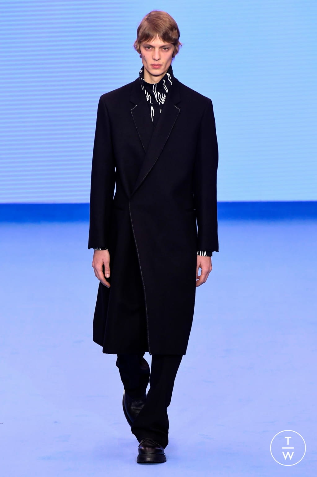 Fashion Week Paris Fall/Winter 2020 look 8 from the Paul Smith collection menswear