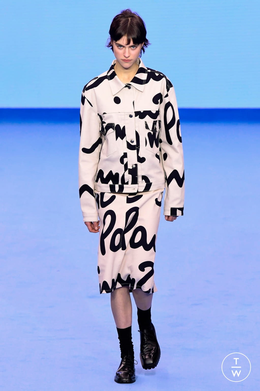 Fashion Week Paris Fall/Winter 2020 look 22 de la collection Paul Smith menswear