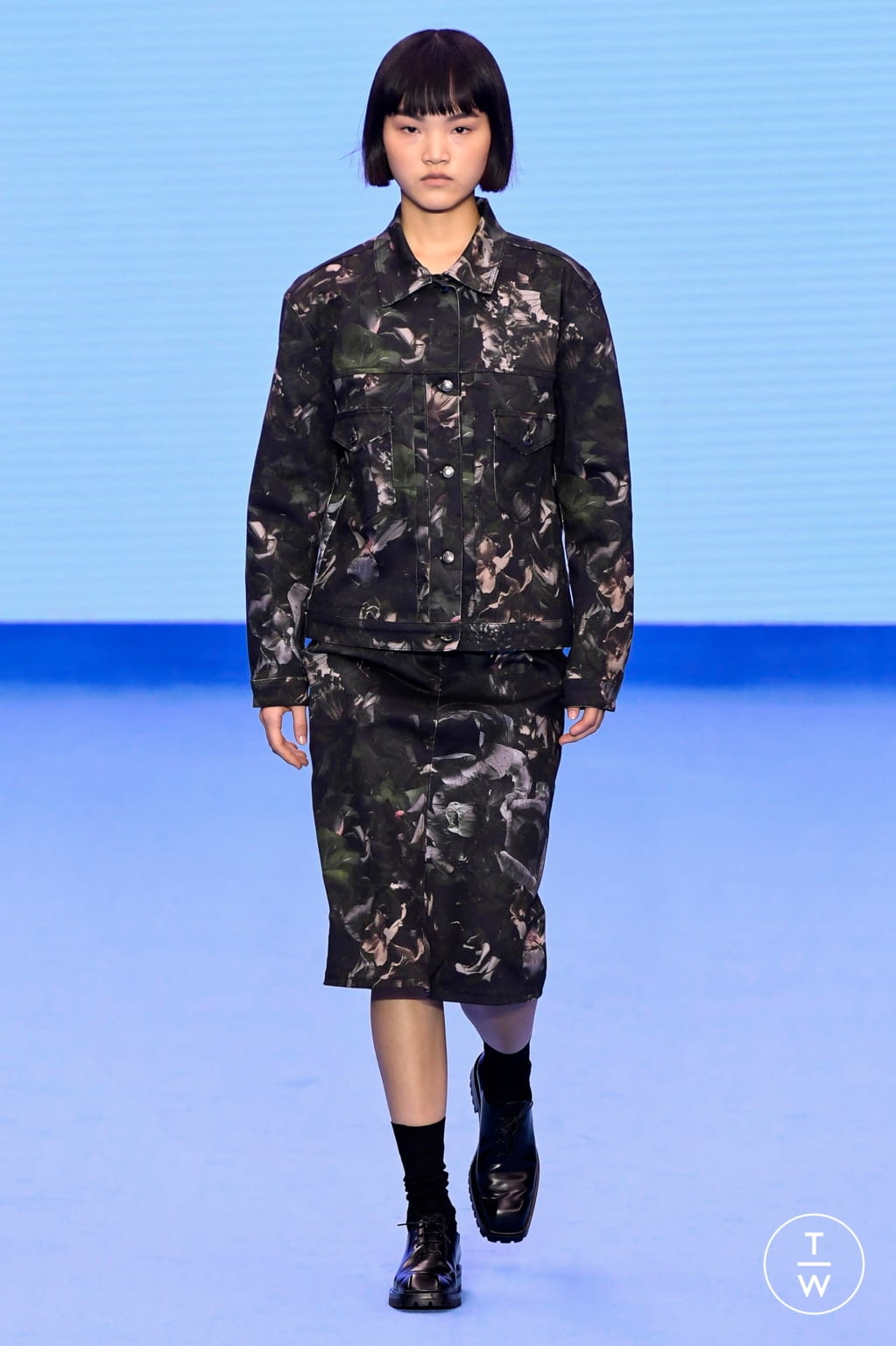 Fashion Week Paris Fall/Winter 2020 look 23 from the Paul Smith collection 男装