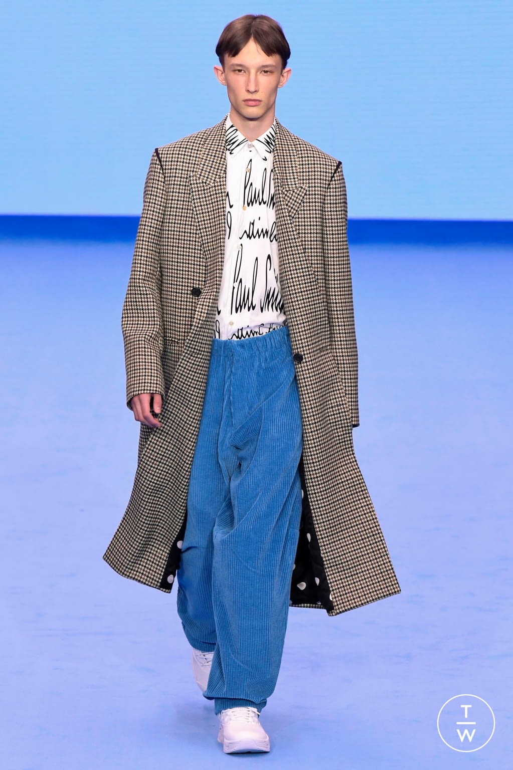 Fashion Week Paris Fall/Winter 2020 look 54 from the Paul Smith collection menswear