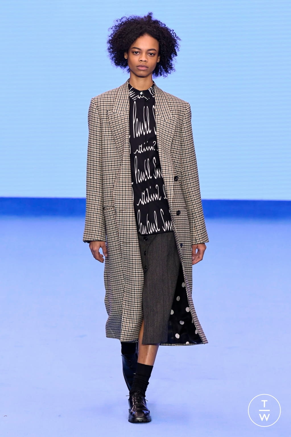 Fashion Week Paris Fall/Winter 2020 look 55 from the Paul Smith collection 男装