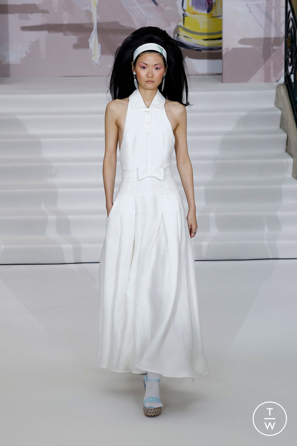 Fashion Week London Spring-Summer 2025 look 20 de la collection Paul Costelloe womenswear