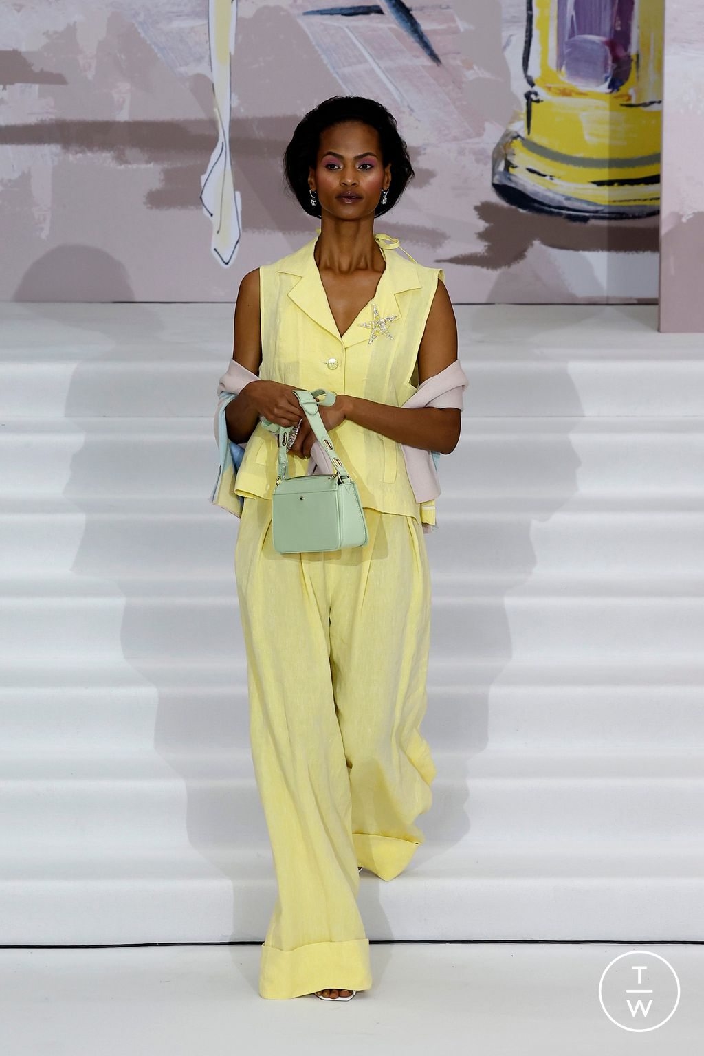 Fashion Week London Spring/Summer 2025 look 41 from the Paul Costelloe collection womenswear