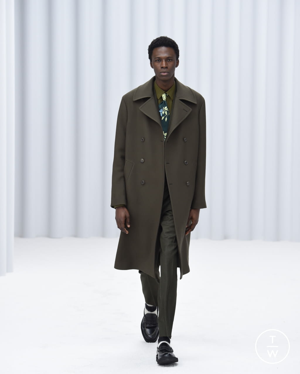 Fashion Week Paris Fall/Winter 2021 look 3 from the Paul Smith collection 男装