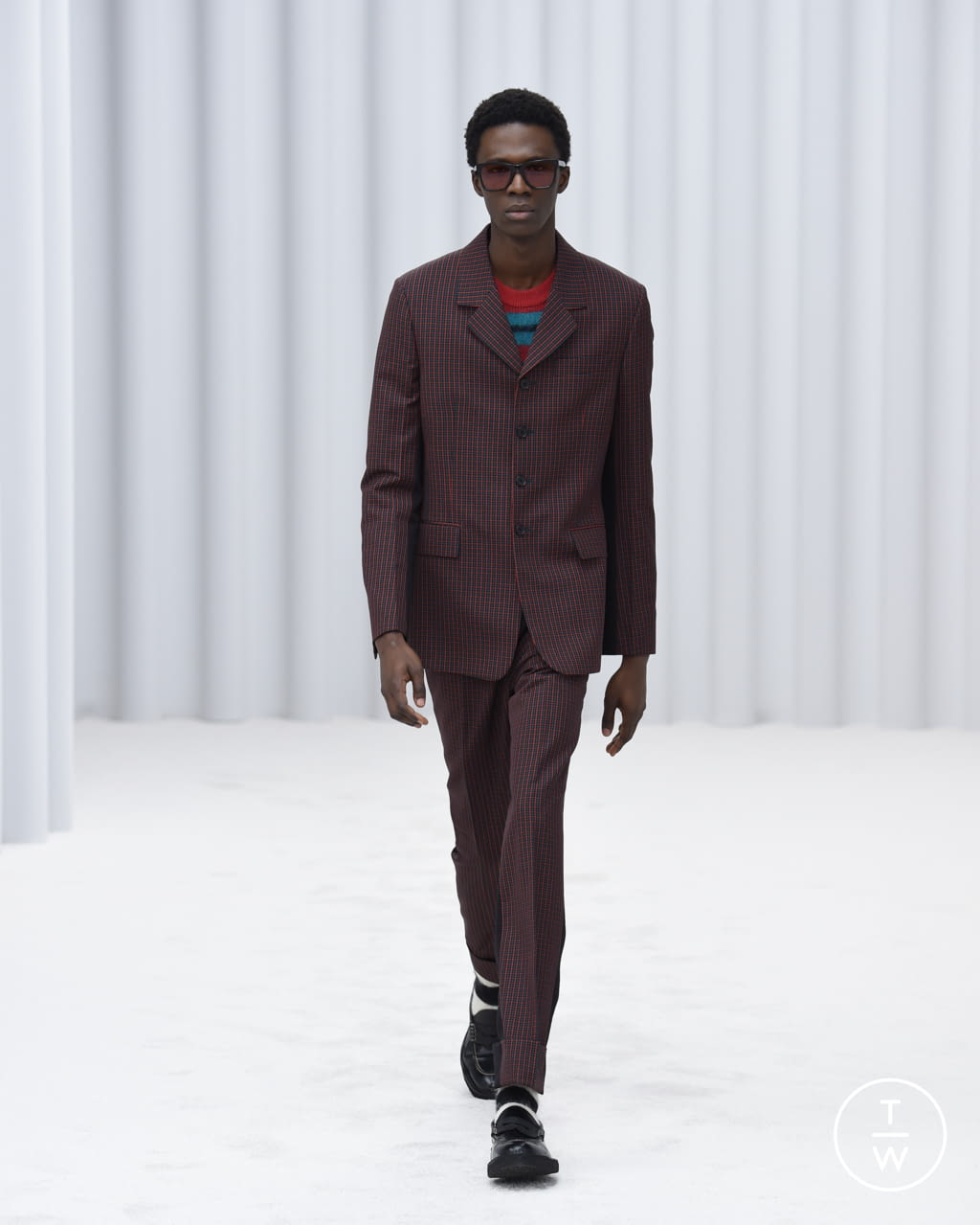 Fashion Week Paris Fall/Winter 2021 look 12 from the Paul Smith collection menswear