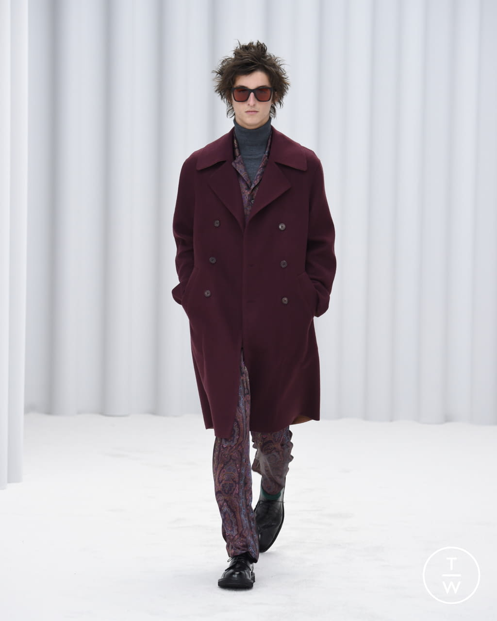 Fashion Week Paris Fall/Winter 2021 look 11 from the Paul Smith collection 男装