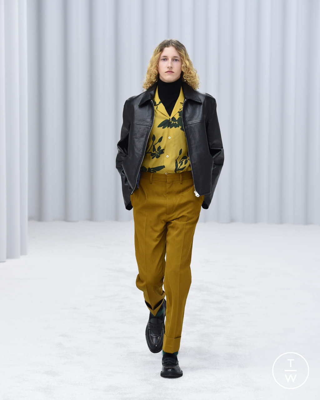 Fashion Week Paris Fall/Winter 2021 look 23 de la collection Paul Smith menswear