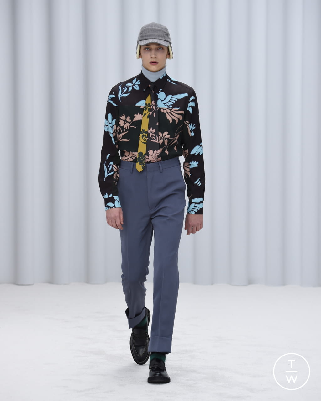 Fashion Week Paris Fall/Winter 2021 look 25 from the Paul Smith collection menswear