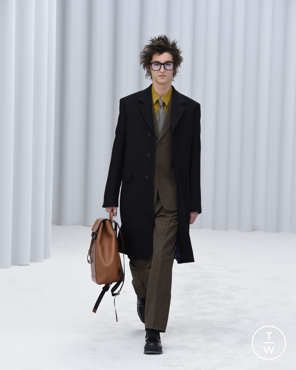 Fashion Week Paris Fall/Winter 2021 look 30 from the Paul Smith collection 男装