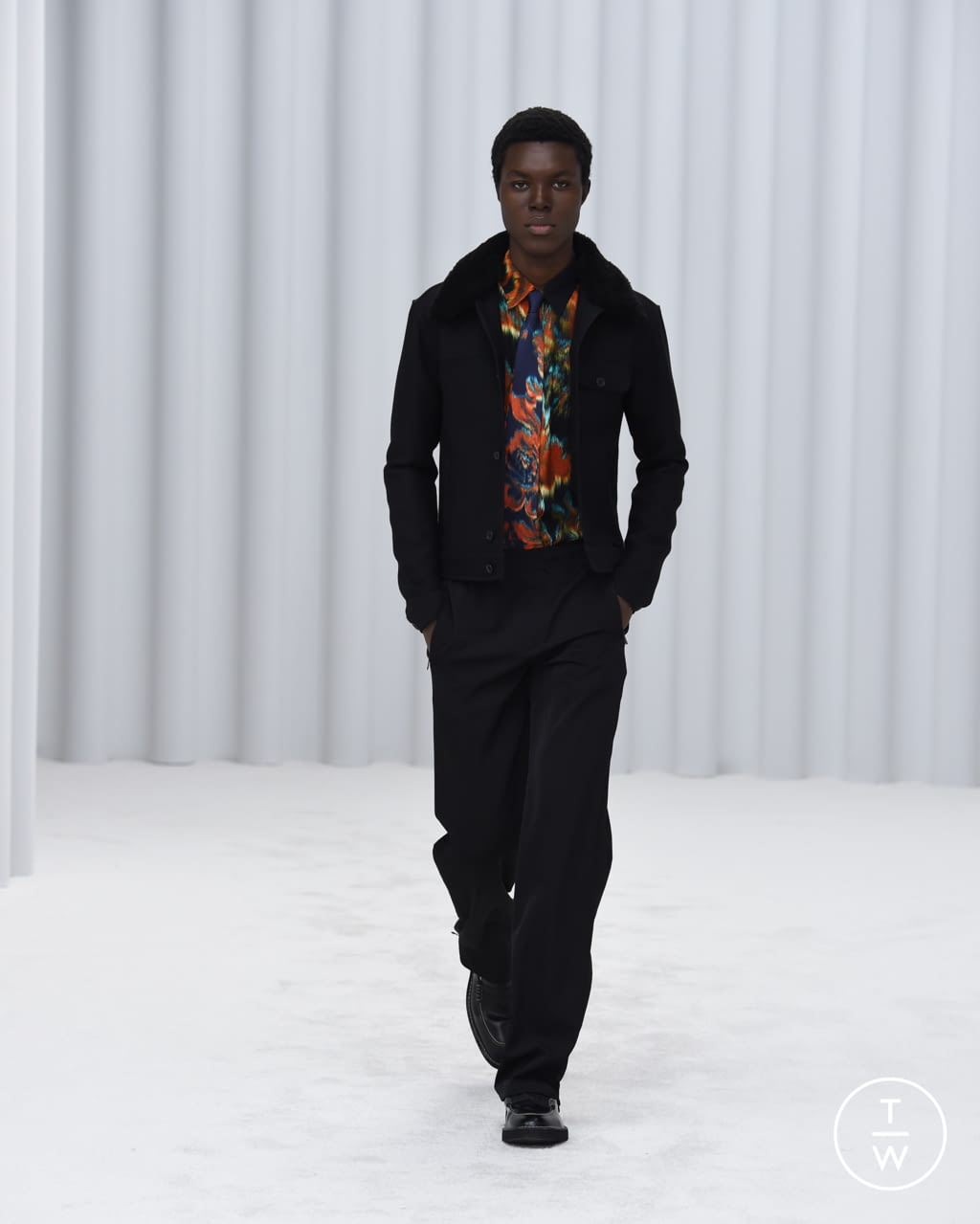 Fashion Week Paris Fall/Winter 2021 look 31 from the Paul Smith collection 男装