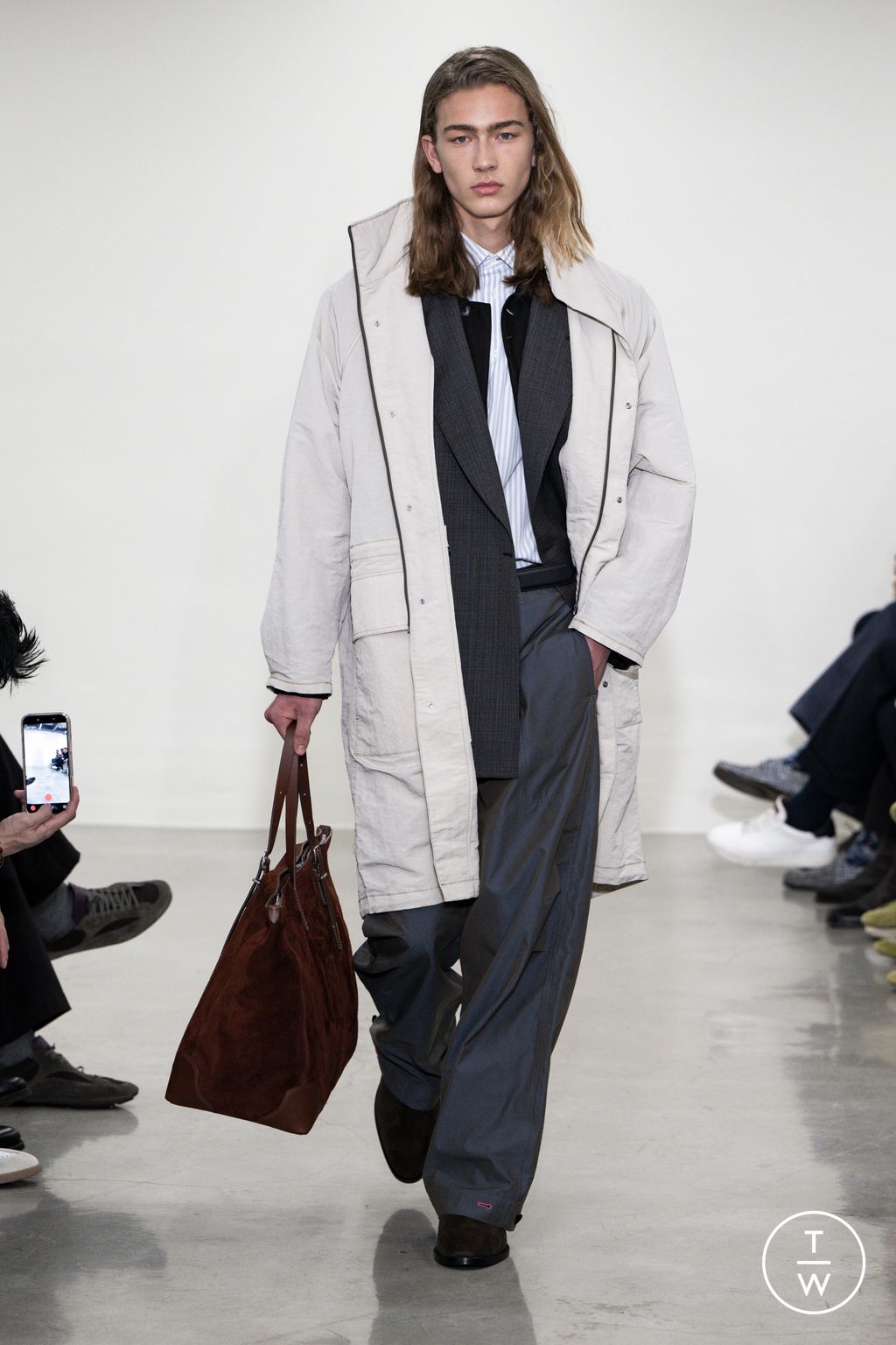 Fashion Week Milan Fall/Winter 2026 look 14 from the Paul Smith collection menswear