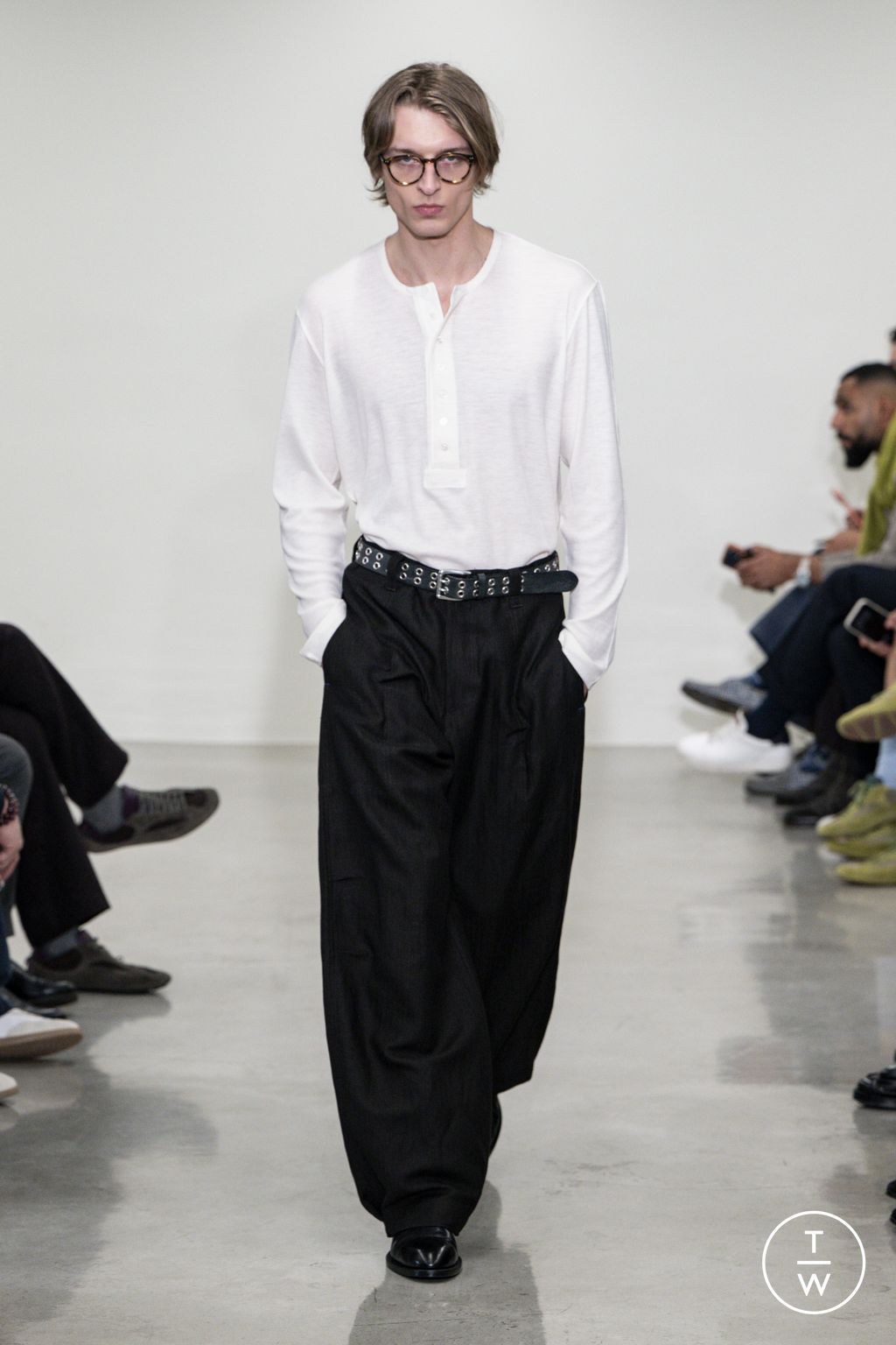 Fashion Week Milan Fall/Winter 2026 look 17 from the Paul Smith collection menswear