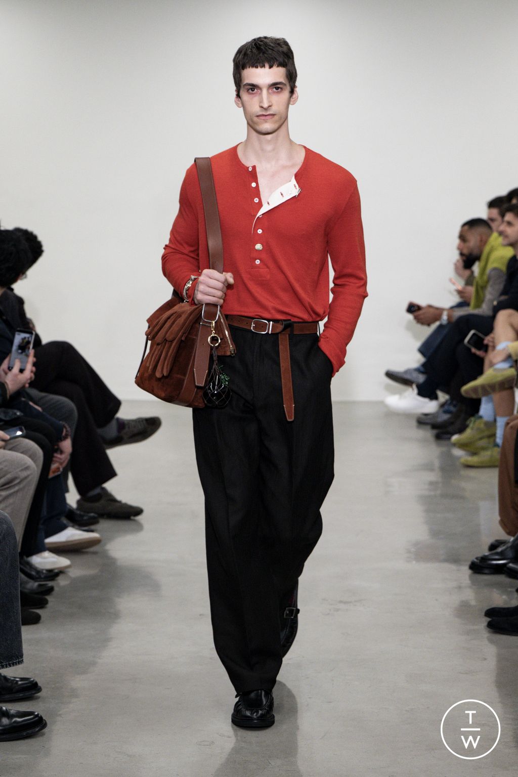 Fashion Week Milan Fall/Winter 2026 look 18 de la collection Paul Smith menswear