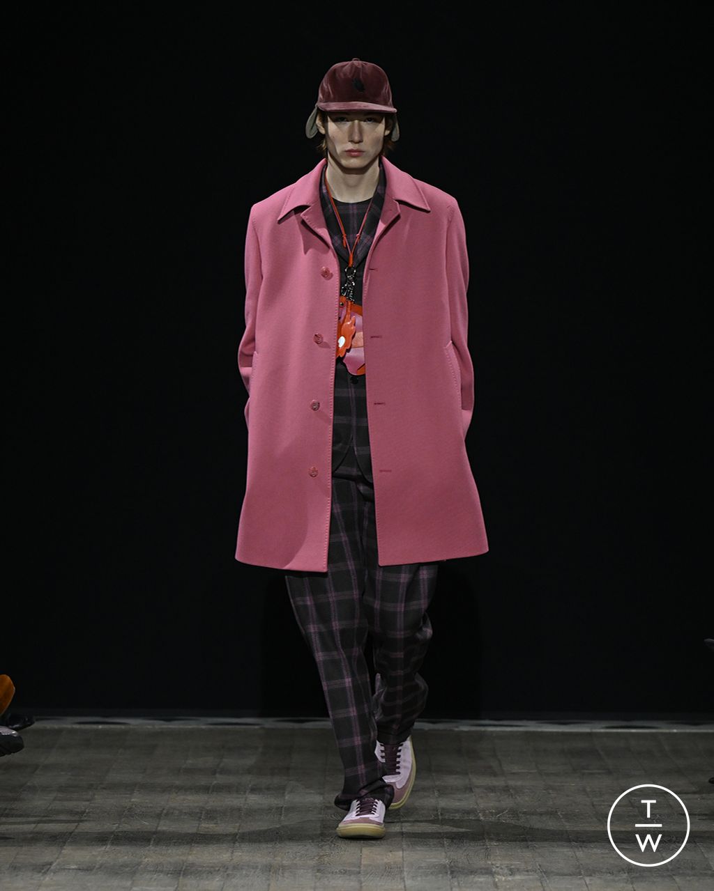 Fashion Week Paris Fall/Winter 2023 look 18 de la collection Paul Smith menswear