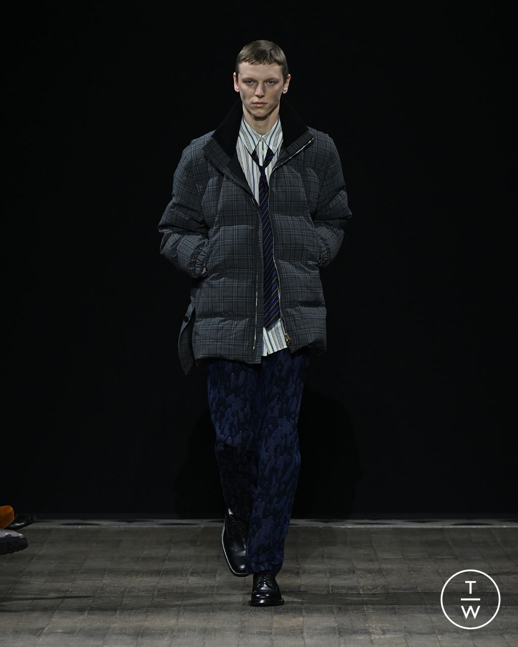 Fashion Week Paris Fall/Winter 2023 look 9 de la collection Paul Smith menswear
