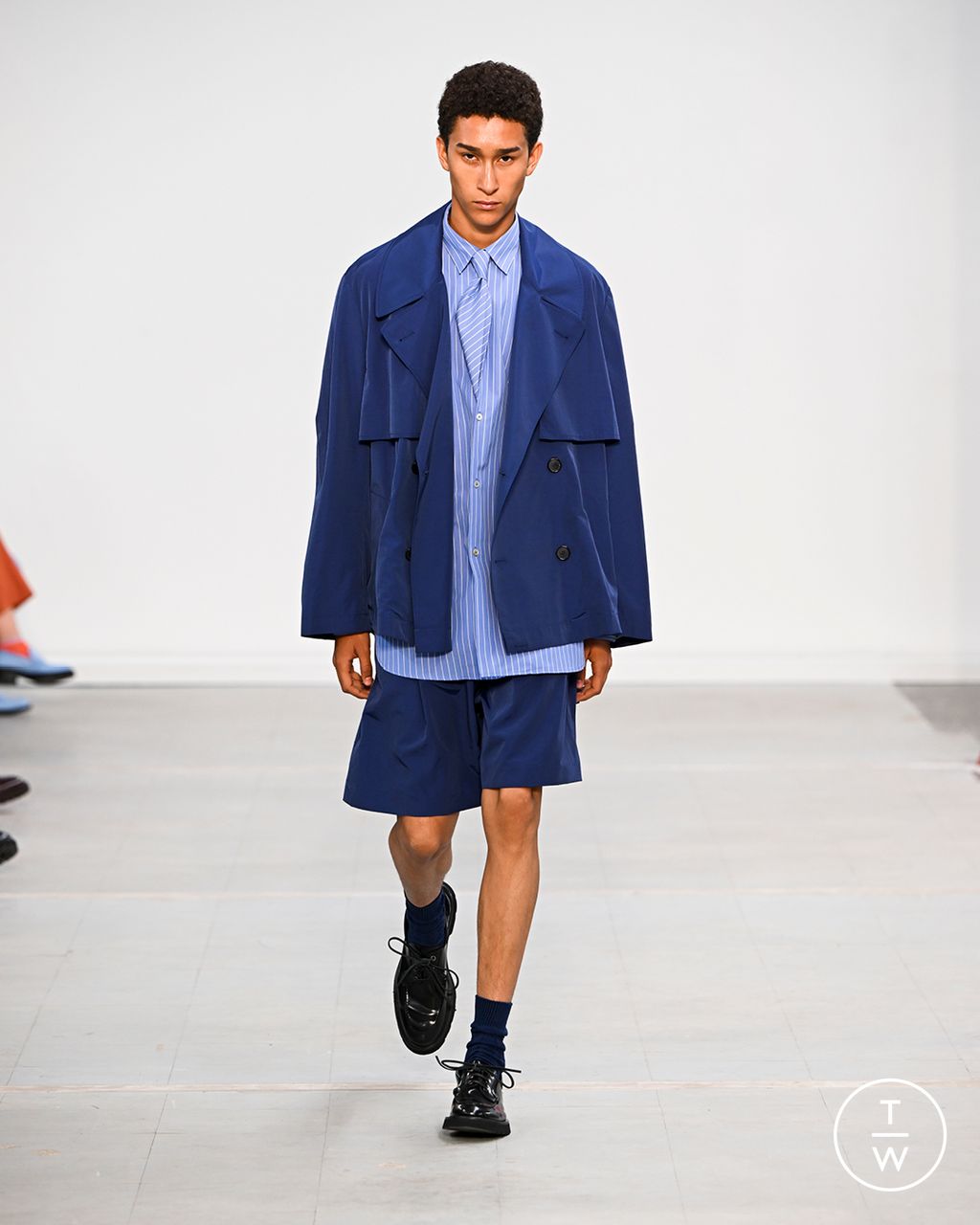 Fashion Week Paris Spring/Summer 2023 look 9 from the Paul Smith collection 男装