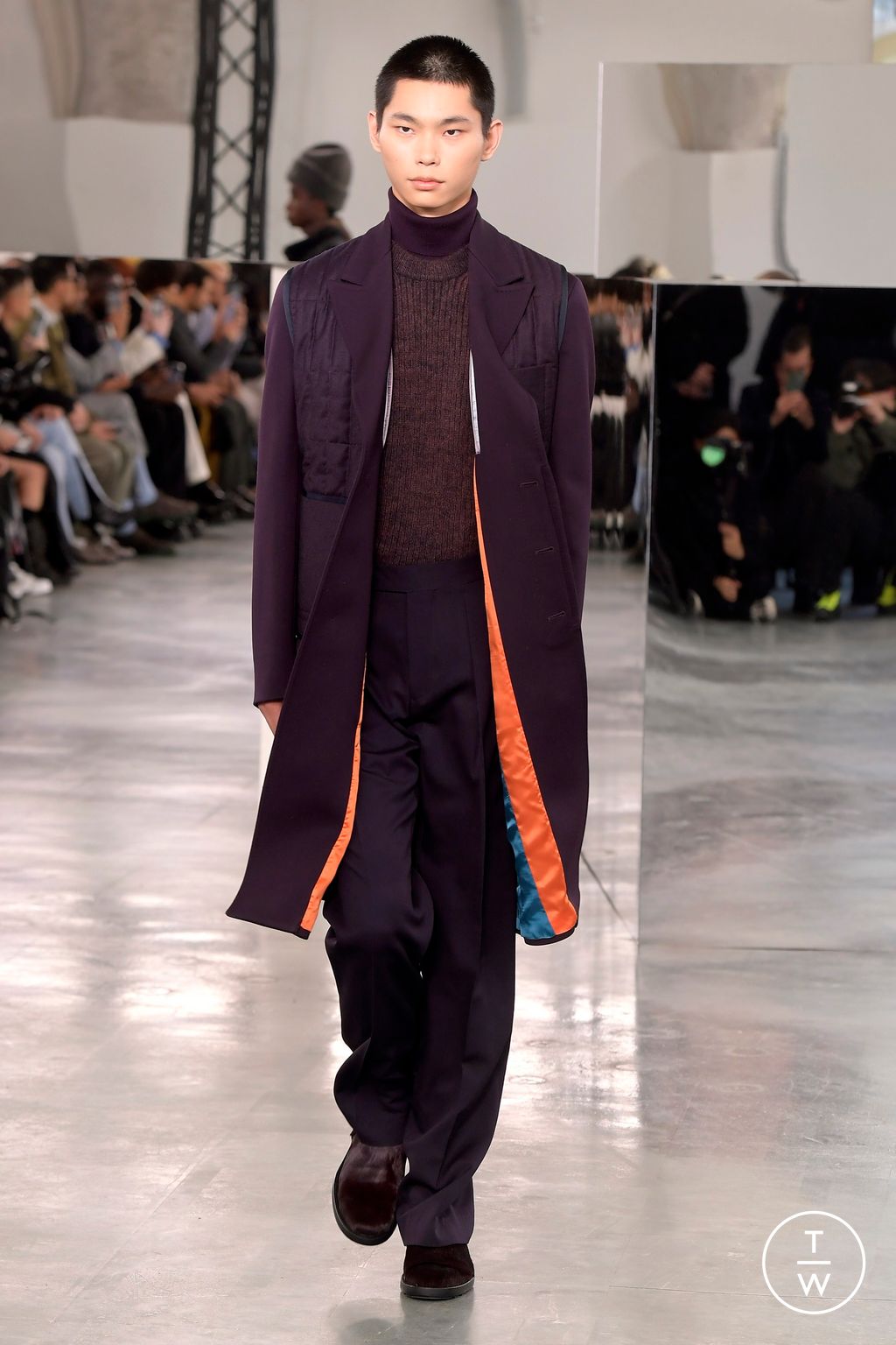 Fashion Week Paris Fall/Winter 2024 look 3 from the Paul Smith collection 男装