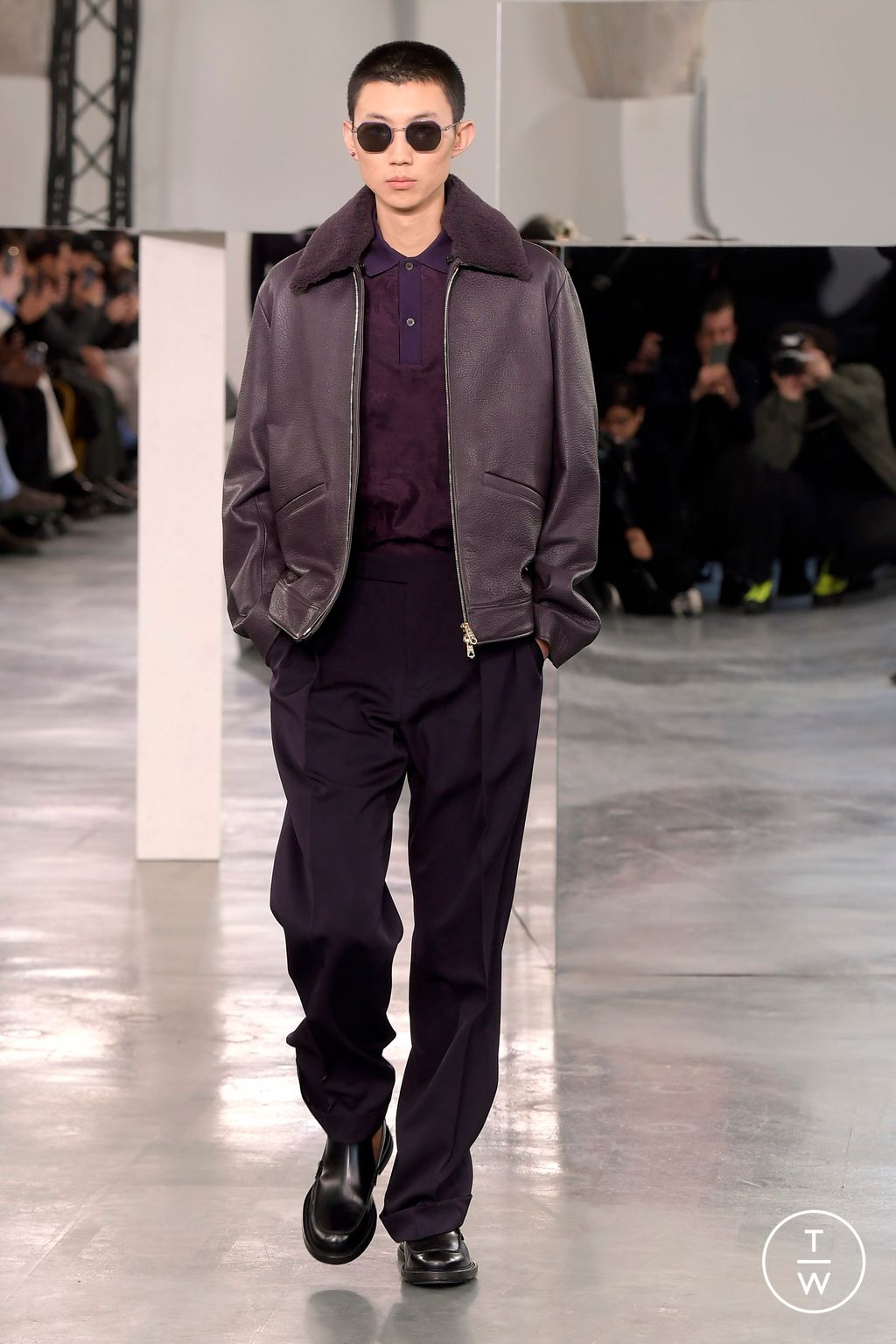Fashion Week Paris Fall/Winter 2024 look 4 from the Paul Smith collection menswear