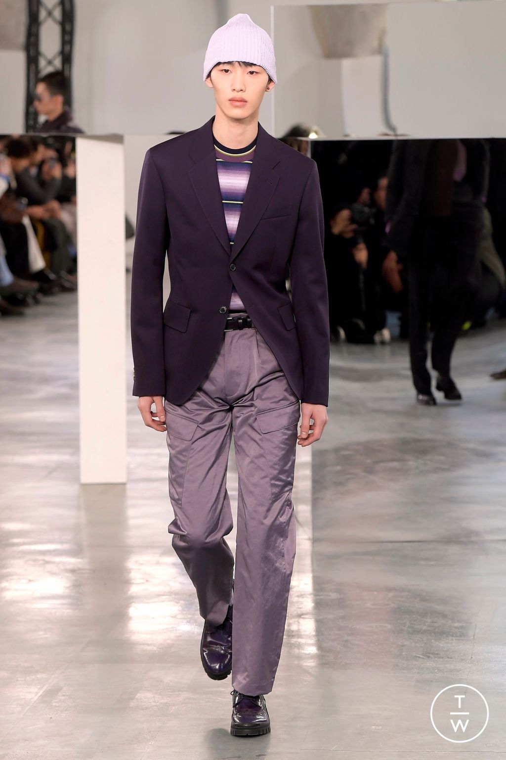 Fashion Week Paris Fall/Winter 2024 look 5 from the Paul Smith collection 男装