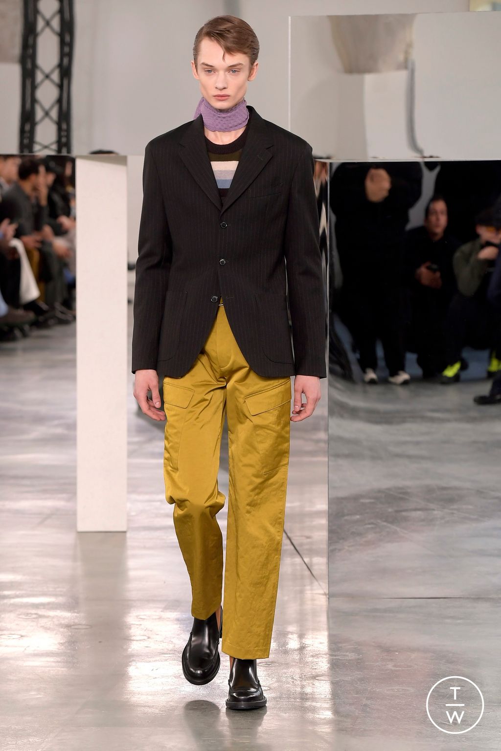 Fashion Week Paris Fall/Winter 2024 look 31 from the Paul Smith collection menswear