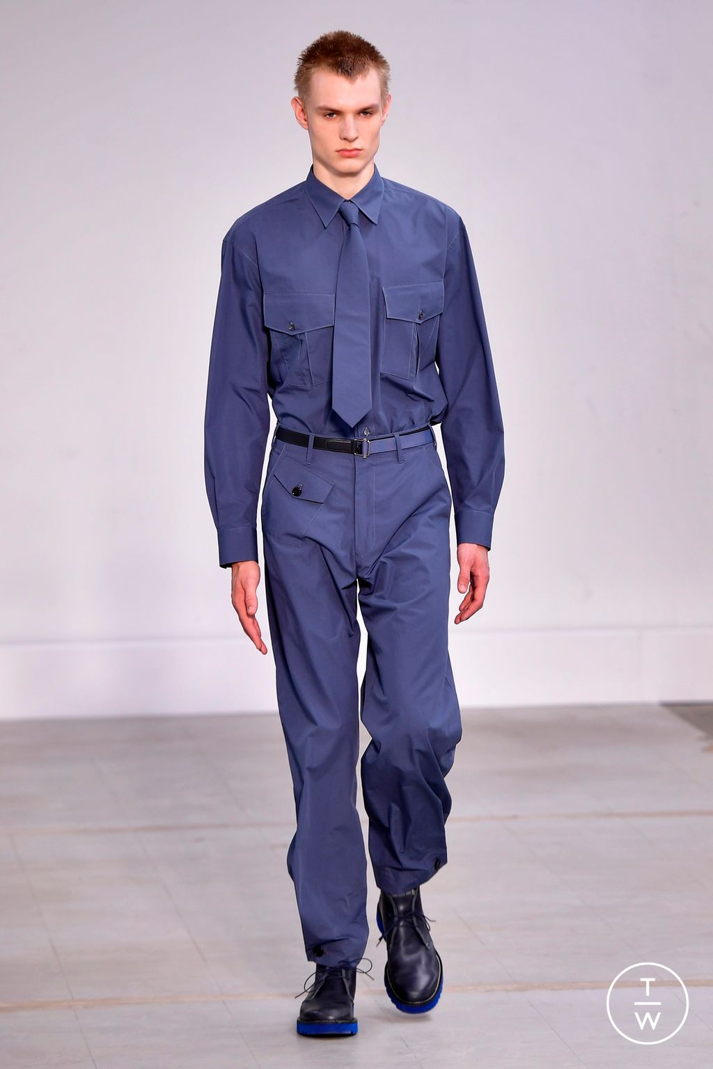 Fashion Week Paris Spring/Summer 2024 look 22 from the Paul Smith collection menswear