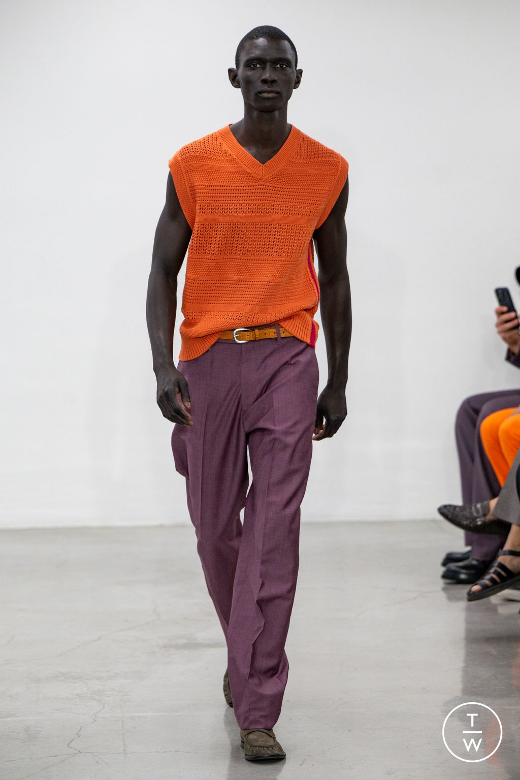 Fashion Week Milan Spring/Summer 2026 look 2 de la collection Paul Smith menswear