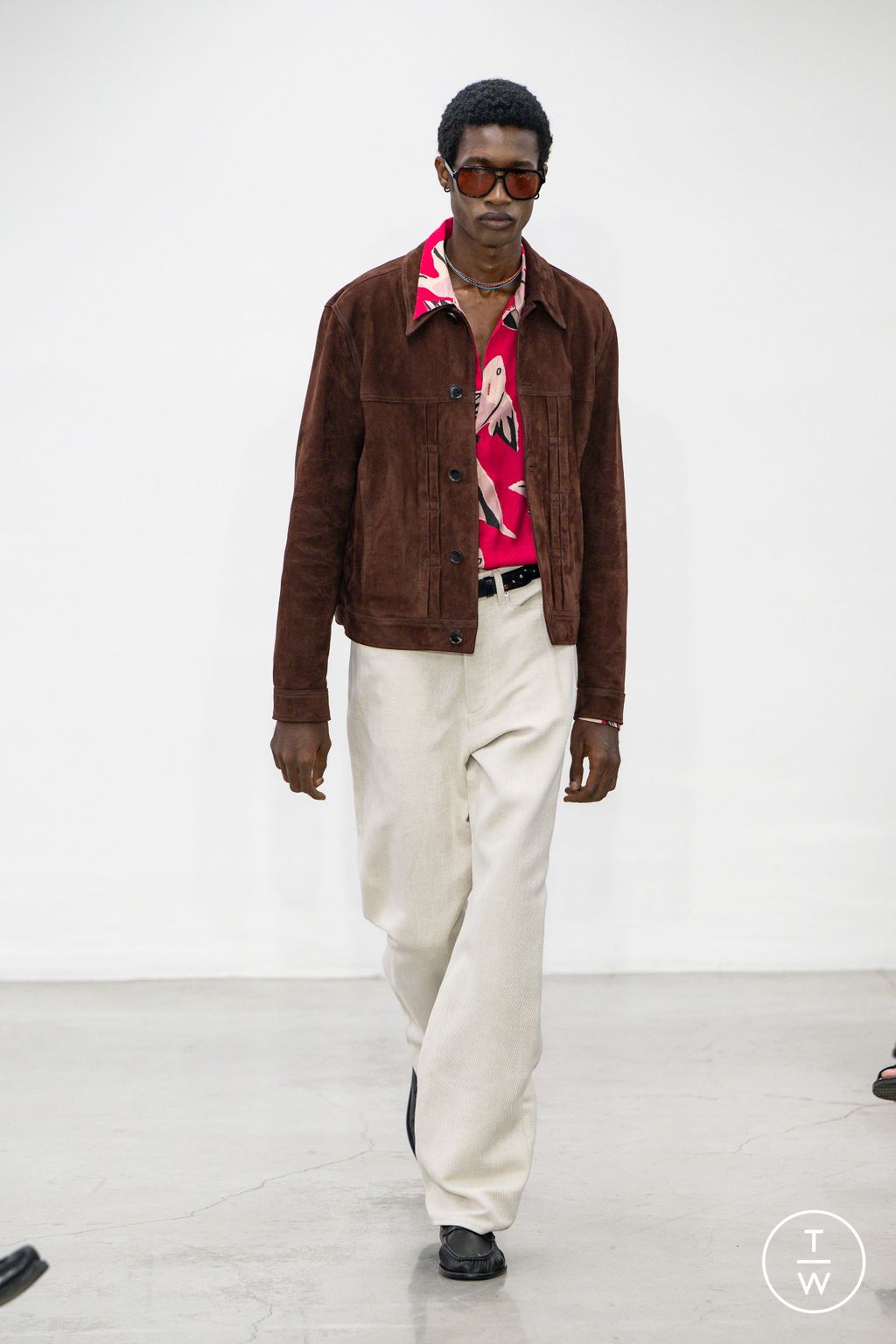 Fashion Week Milan Spring/Summer 2026 look 23 from the Paul Smith collection menswear