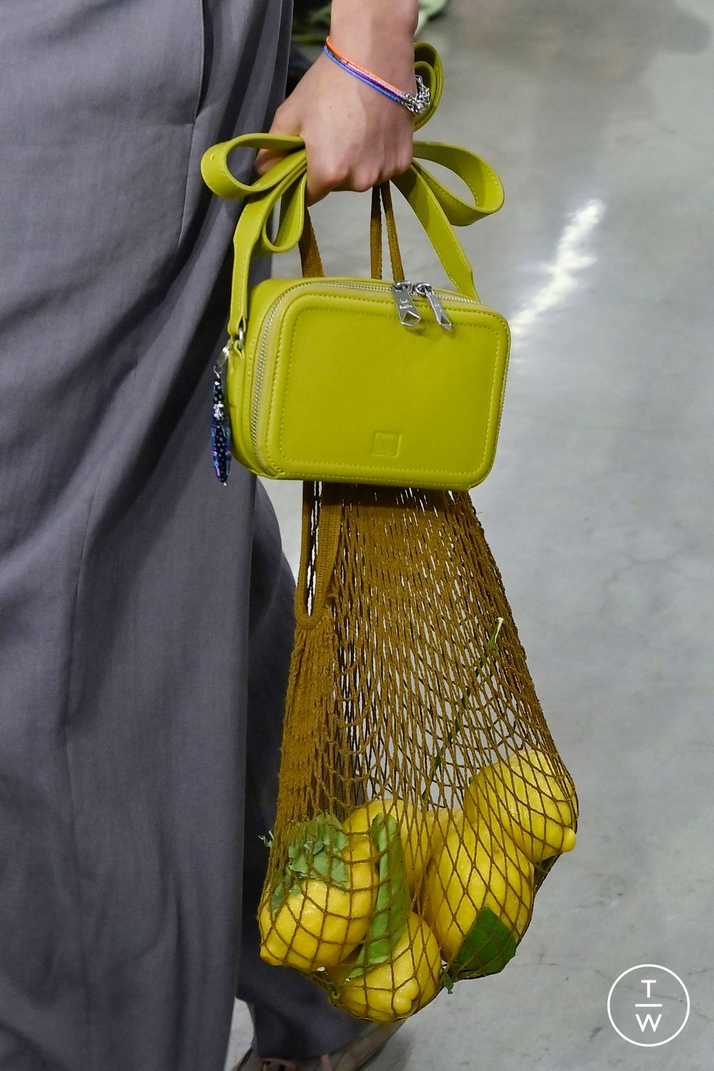 Fashion Week Milan Spring/Summer 2026 look 11 de la collection Paul Smith menswear accessories