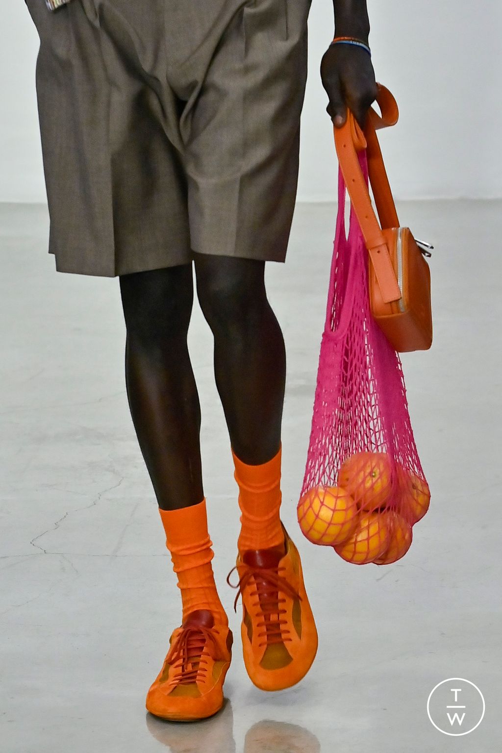 Fashion Week Milan Spring/Summer 2026 look 29 de la collection Paul Smith menswear accessories