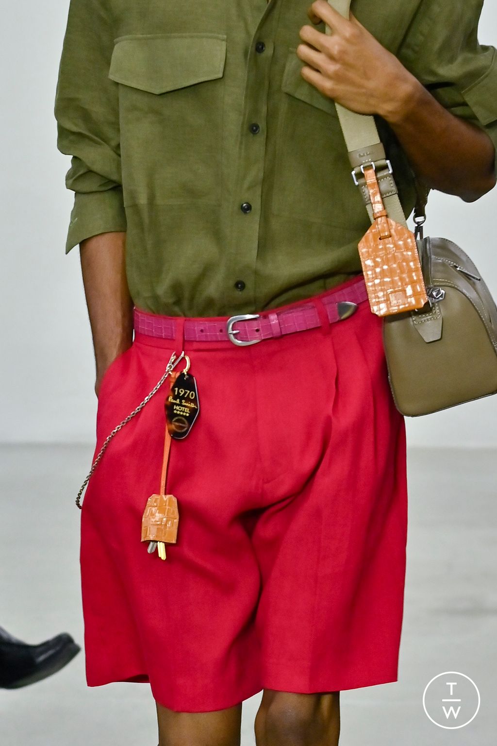 Fashion Week Milan Spring/Summer 2026 look 37 from the Paul Smith collection menswear accessories