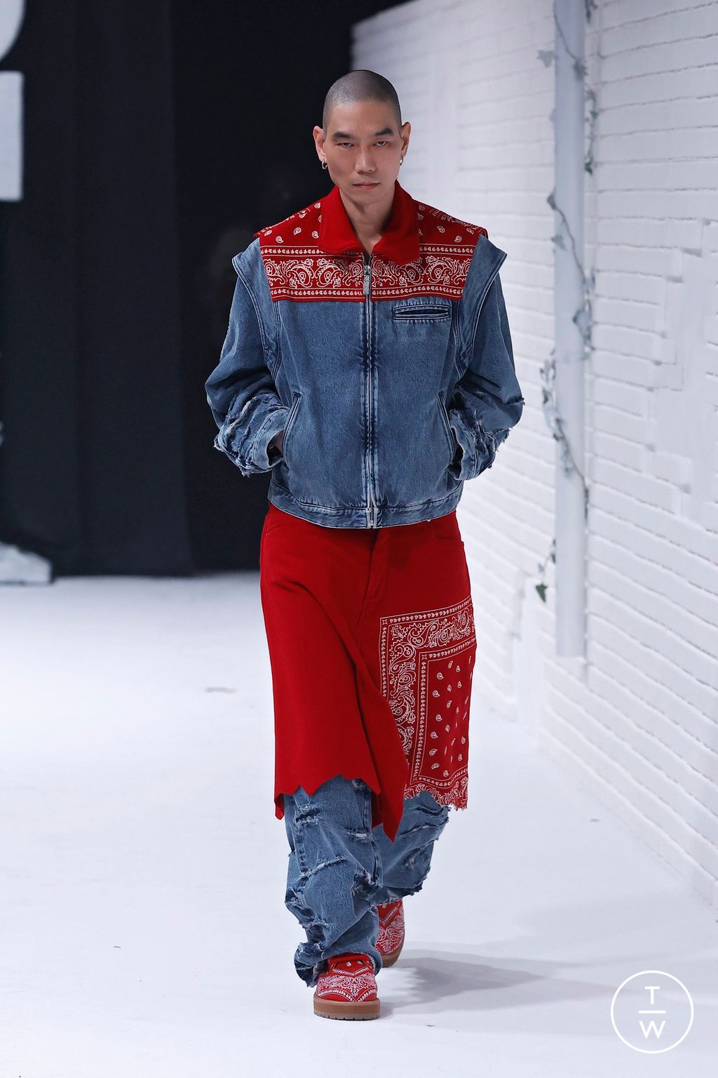 Fashion Week Milan Fall/Winter 2025 look 15 from the PDF collection menswear