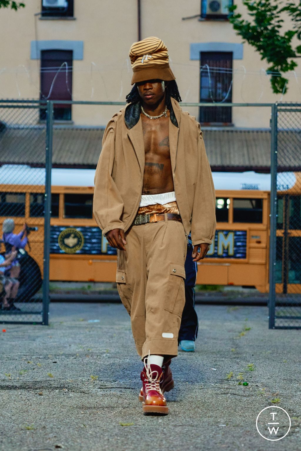 Fashion Week Milan Spring/Summer 2026 look 11 from the PDF collection menswear