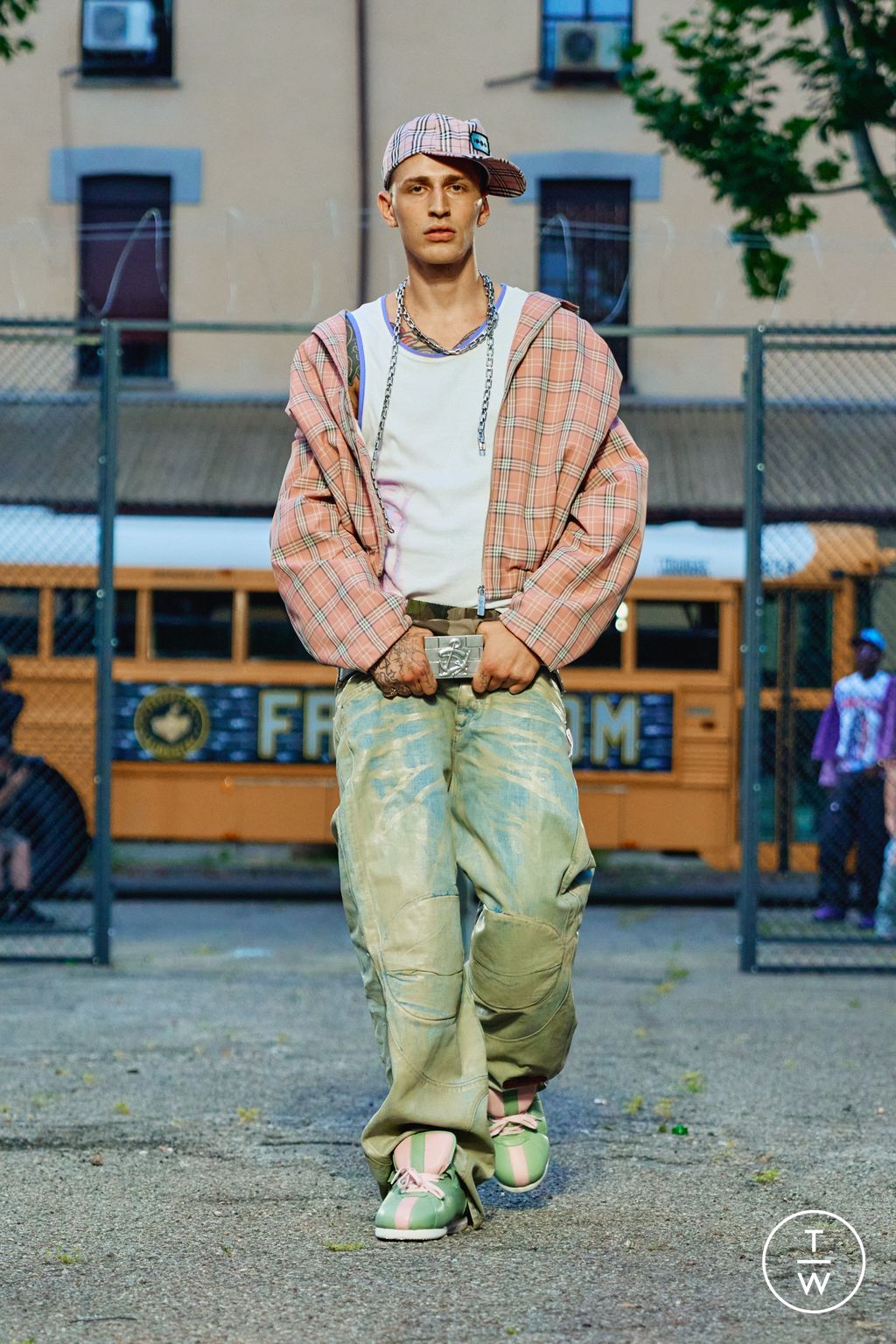 Fashion Week Milan Spring/Summer 2026 look 38 from the PDF collection menswear