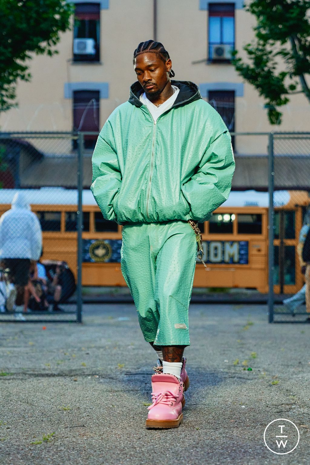 Fashion Week Milan Spring/Summer 2026 look 42 from the PDF collection menswear