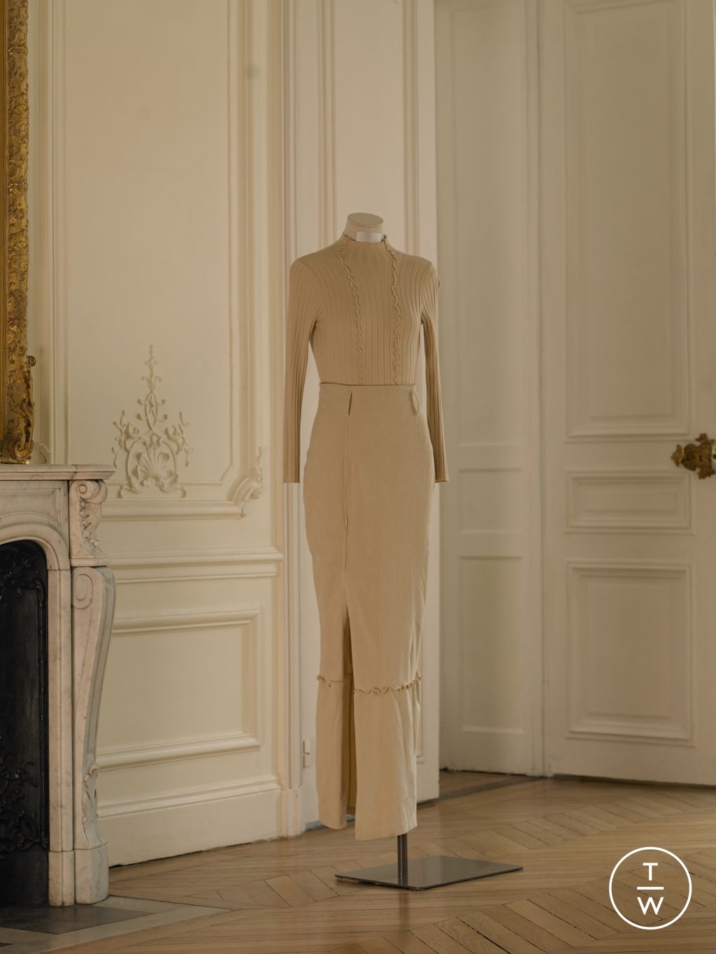 Fashion Week Paris Fall/Winter 2022 look 20 de la collection Peet Dullaert couture