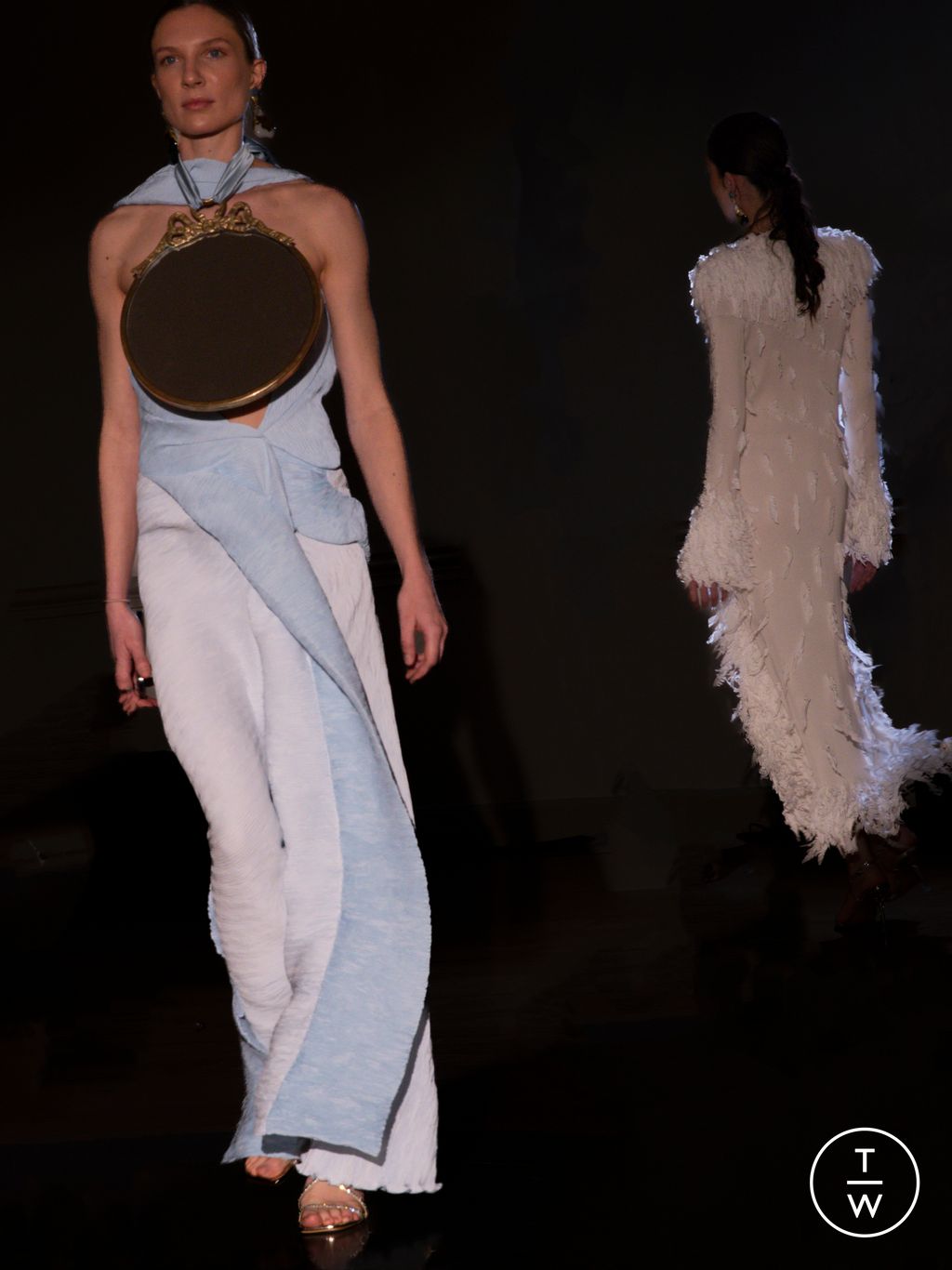 Fashion Week Paris Spring/Summer 2023 look 14 from the Peet Dullaert collection couture