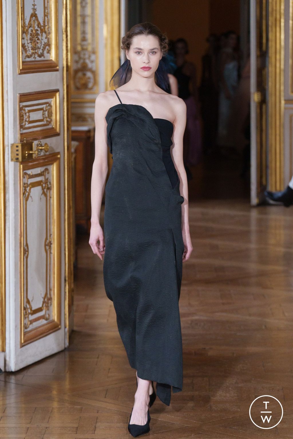 Fashion Week Paris Spring/Summer 2024 look 12 from the Peet Dullaert collection couture