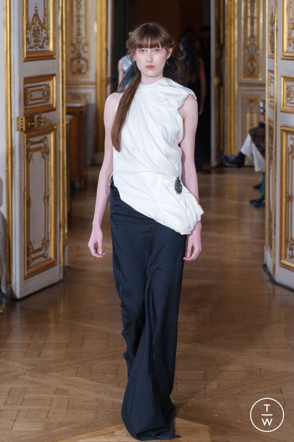 Fashion Week Paris Spring/Summer 2024 look 0 from the Peet Dullaert collection couture