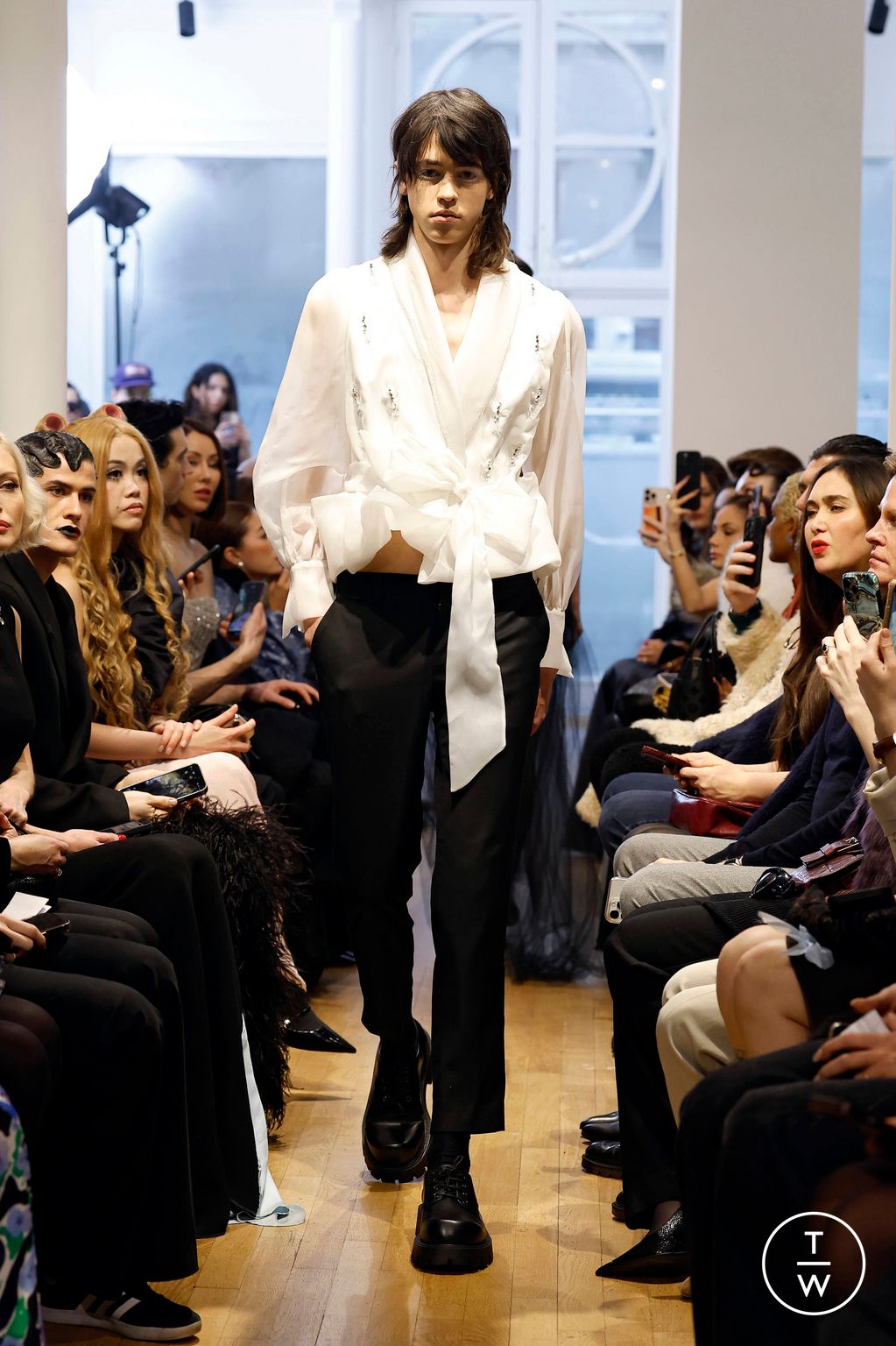 Fashion Week Paris Spring/Summer 2025 look 5 from the Peet Dullaert collection couture