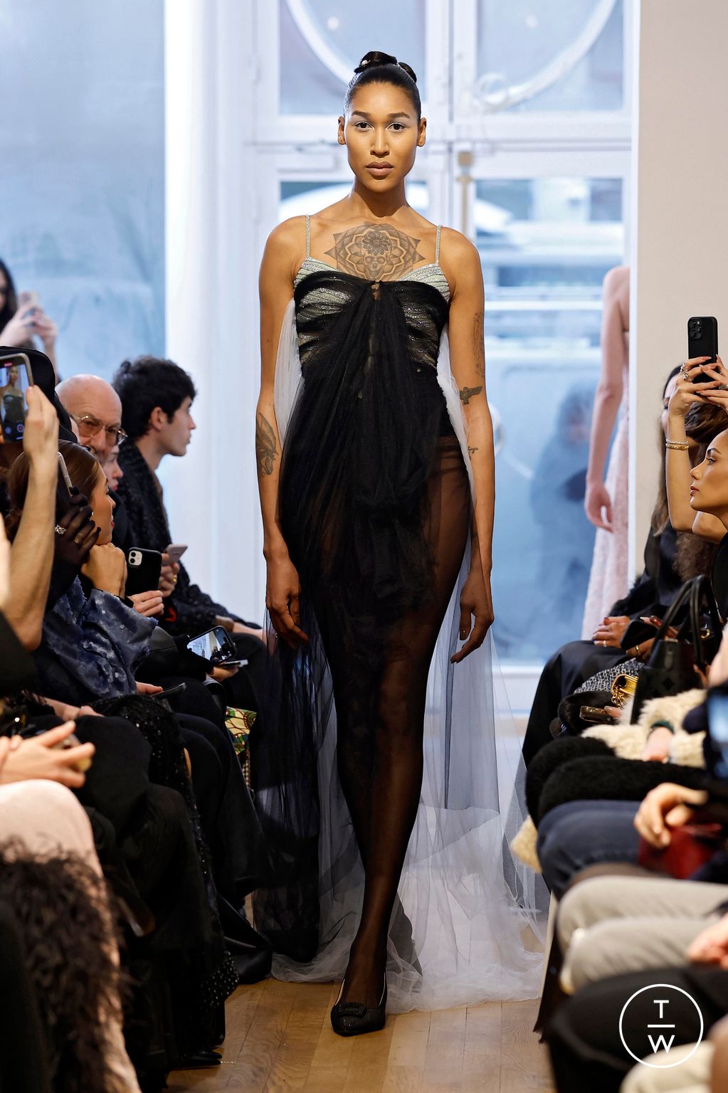Fashion Week Paris Spring-Summer 2025 look 7 from the Peet Dullaert collection couture