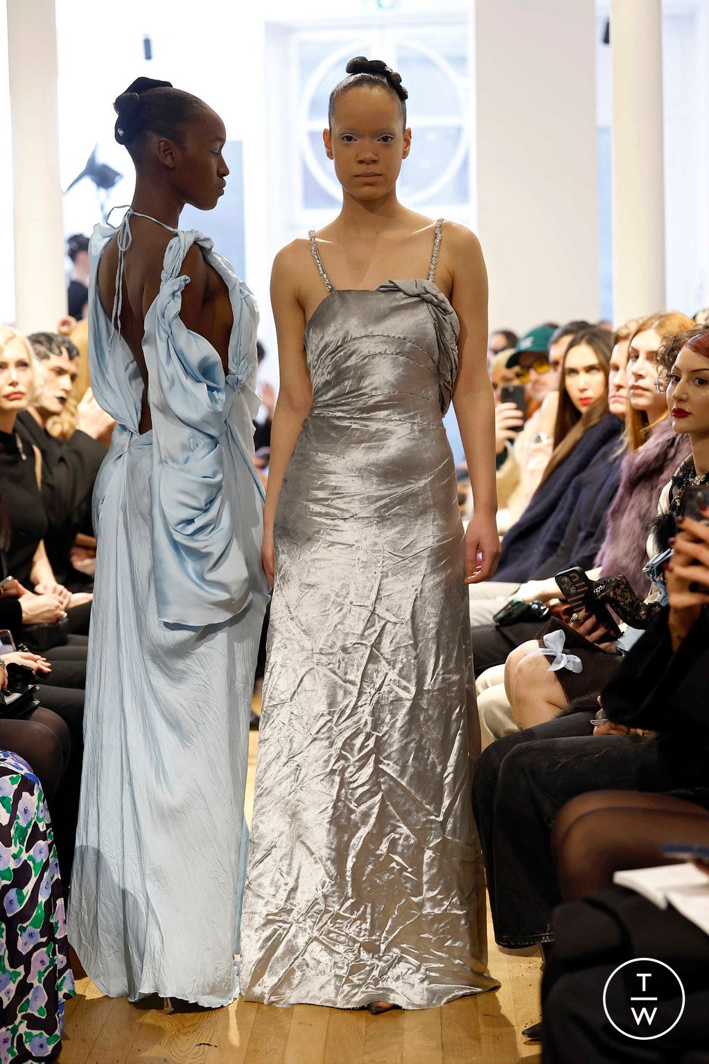 Fashion Week Paris Spring/Summer 2025 look 16 from the Peet Dullaert collection couture