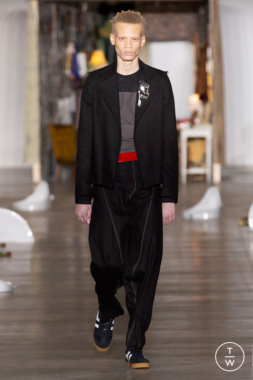 Fashion Week London Fall/Winter 2020 look 16 from the Per Götesson collection menswear
