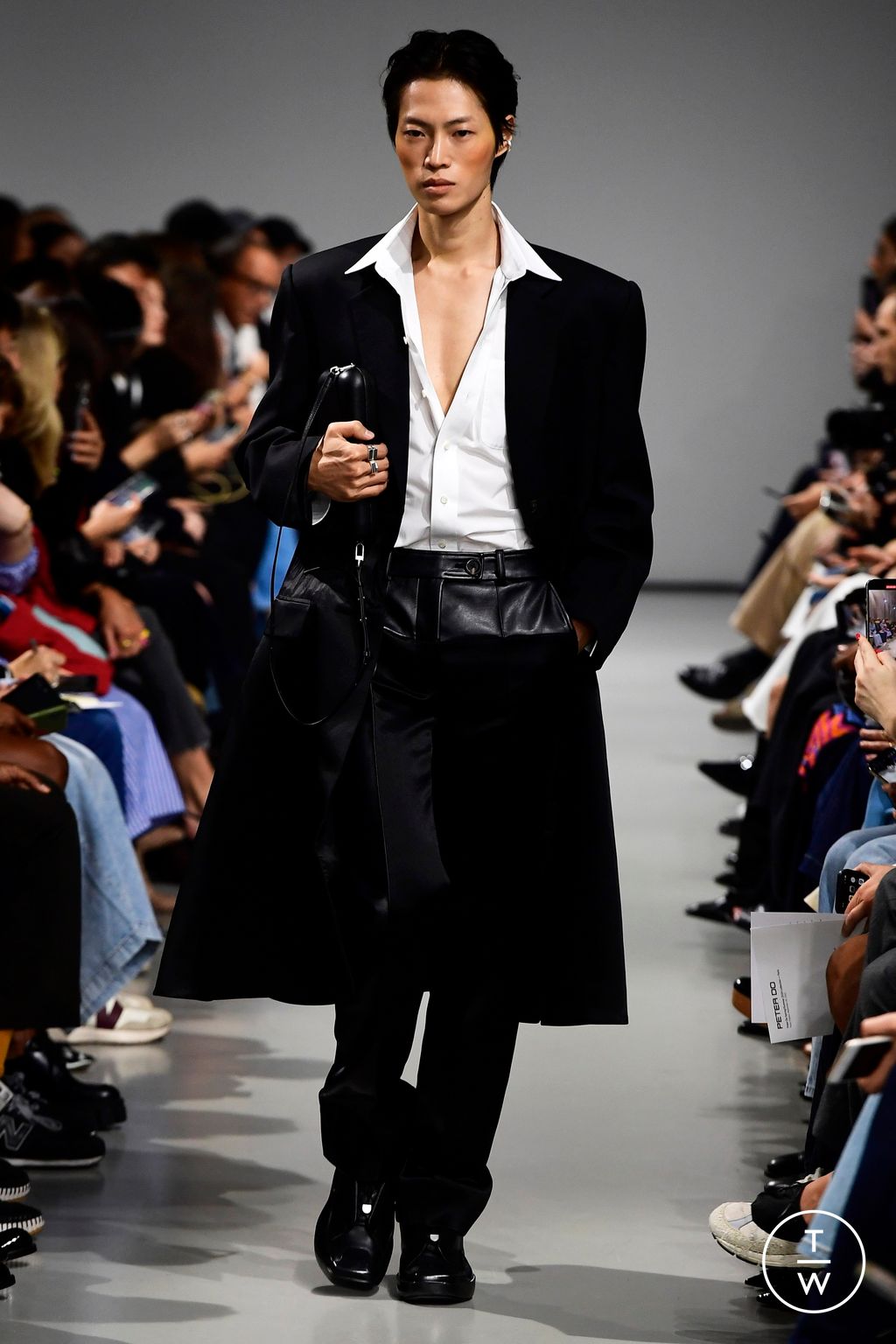 Fashion Week Paris Spring/Summer 2024 look 5 de la collection Peter Do womenswear