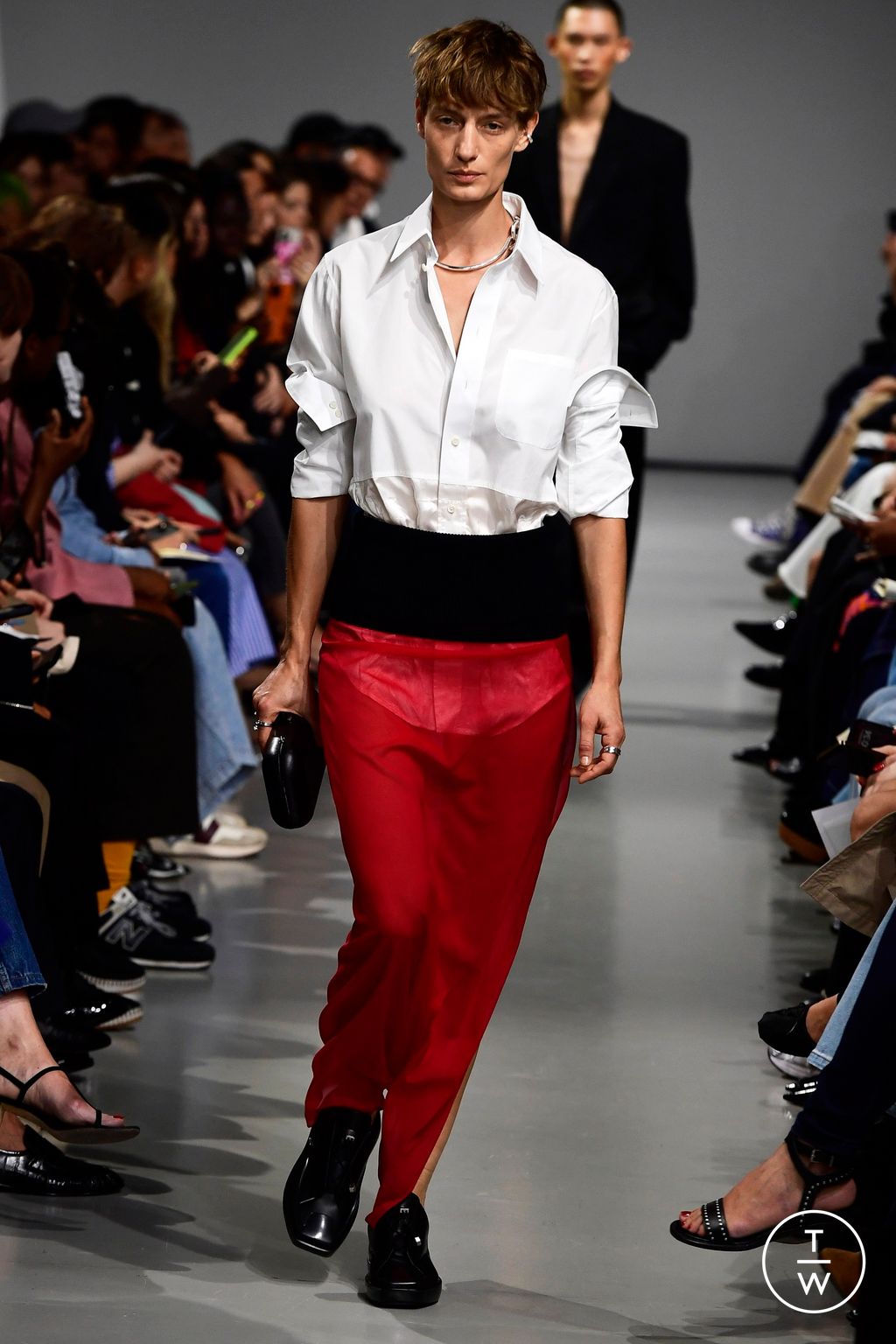 Fashion Week Paris Spring/Summer 2024 look 38 from the Peter Do collection womenswear