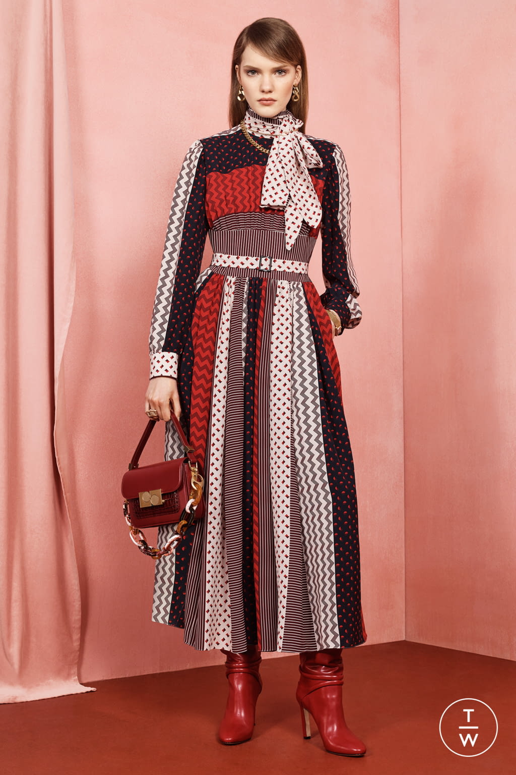Fashion Week London Pre-Fall 2020 look 1 from the Ports 1961 collection womenswear