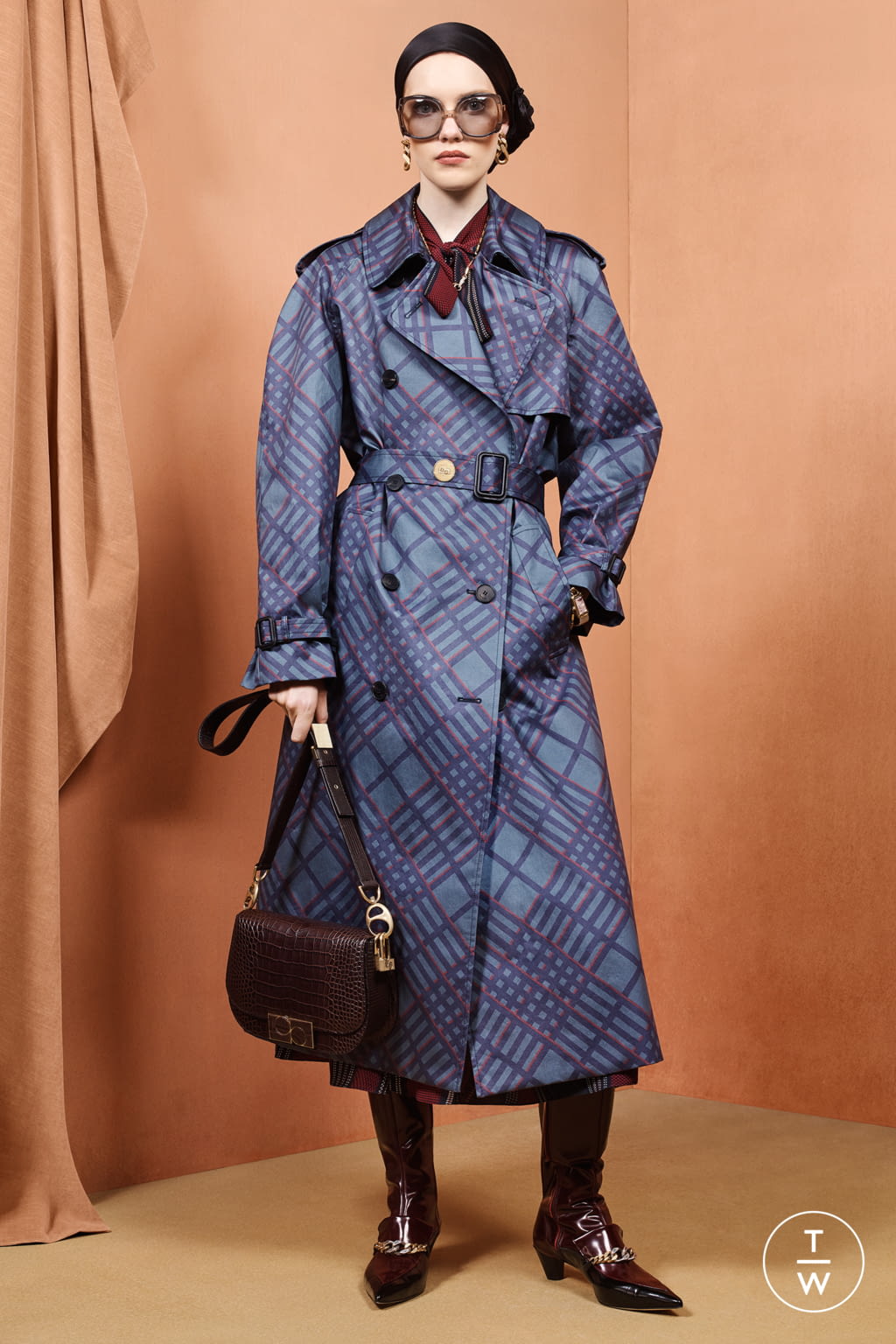 Fashion Week London Pre-Fall 2020 look 23 from the Ports 1961 collection womenswear