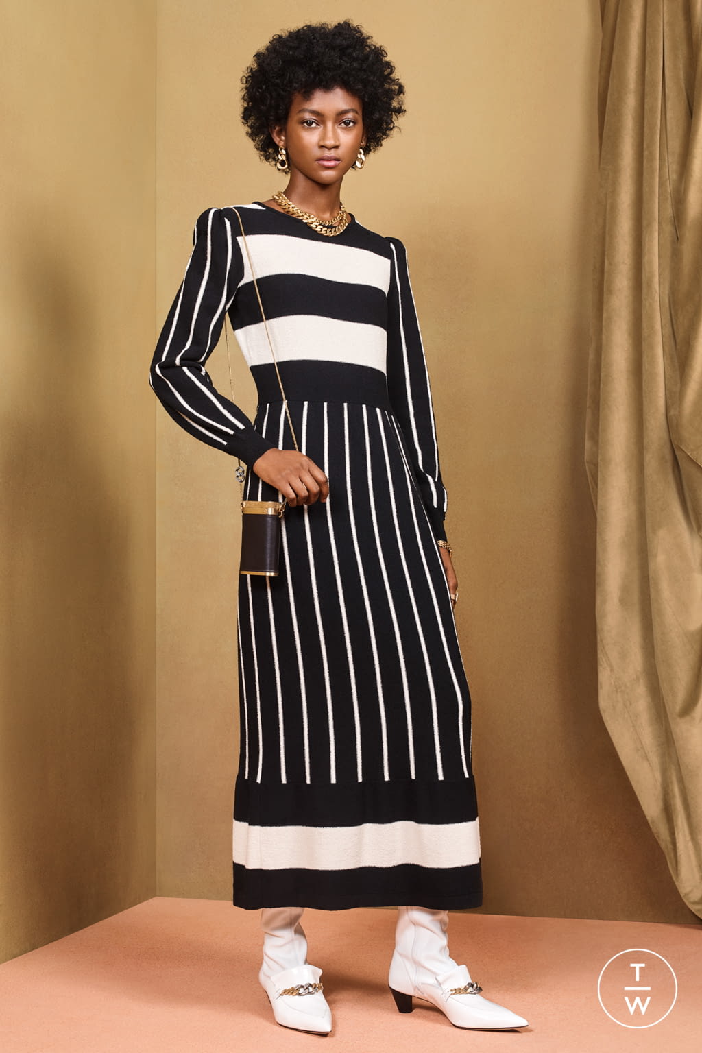 Fashion Week London Pre-Fall 2020 look 25 from the Ports 1961 collection womenswear