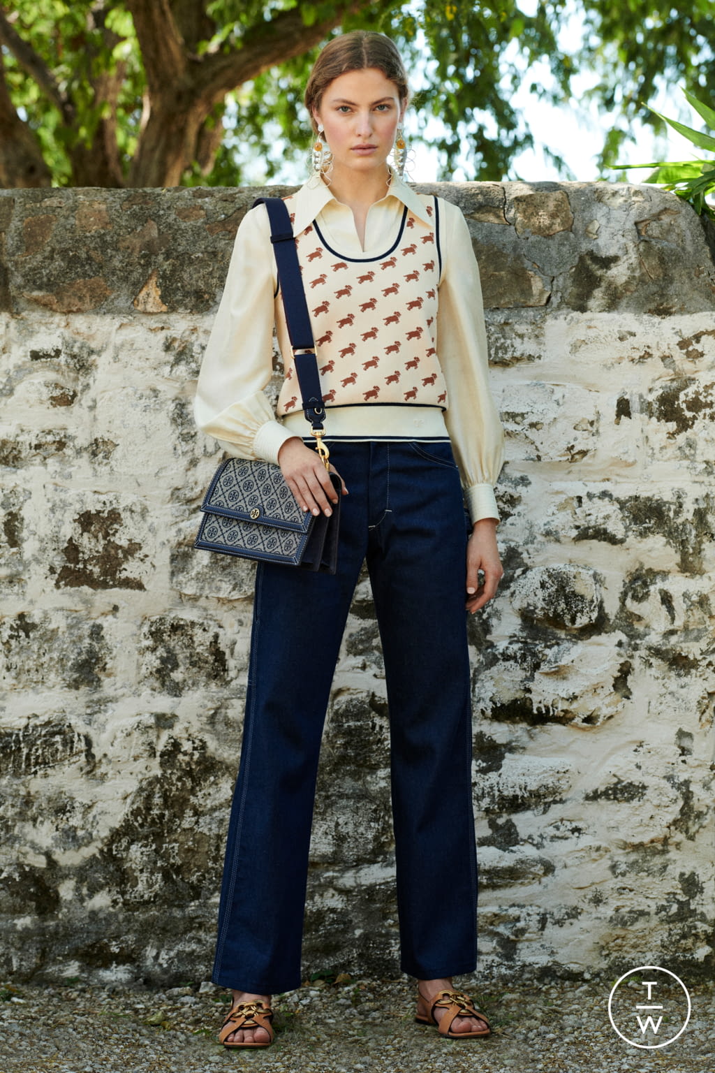 Fashion Week New York Pre-Fall 2021 look 16 from the Tory Burch collection womenswear