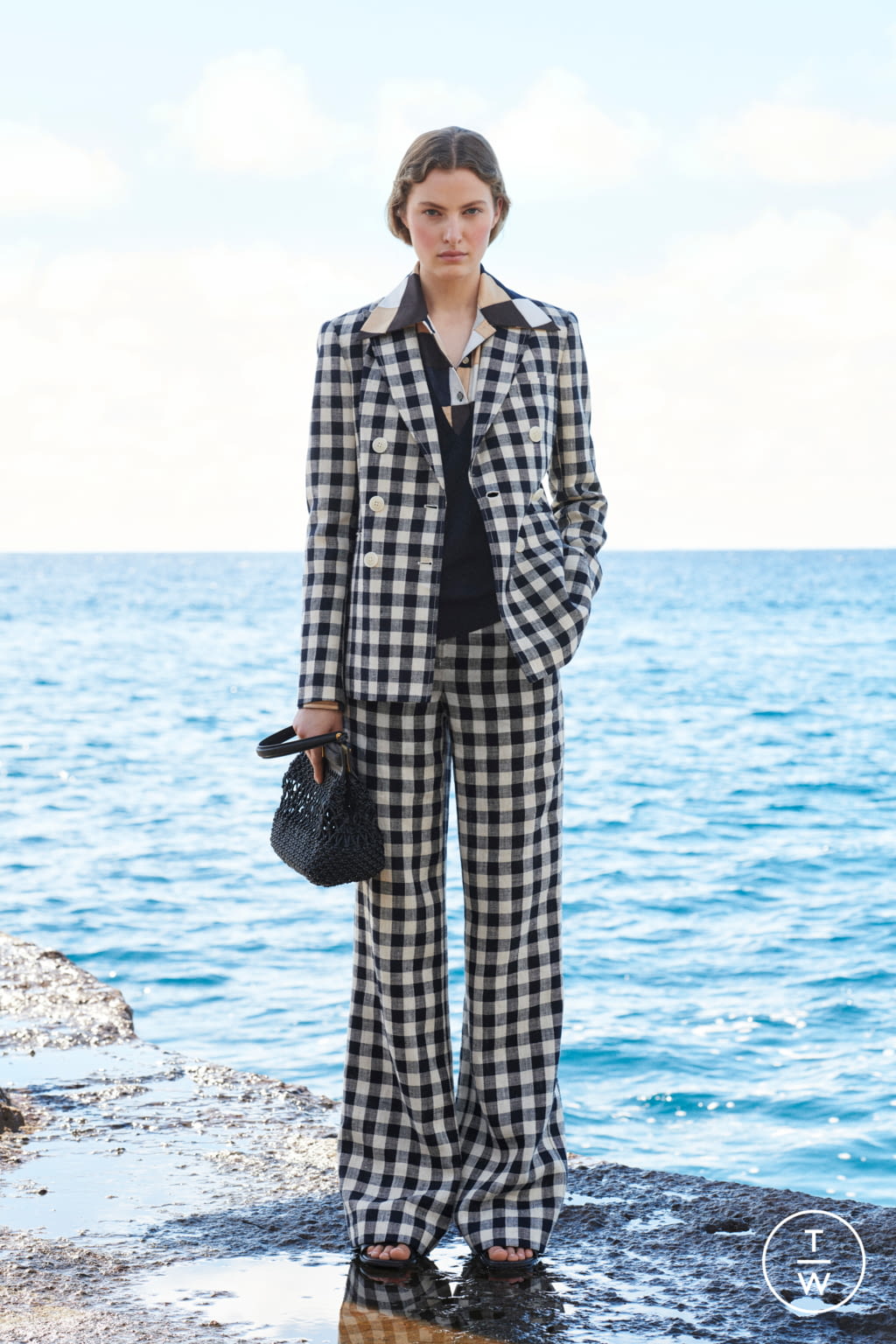 Fashion Week New York Pre-Fall 2021 look 17 from the Tory Burch collection womenswear