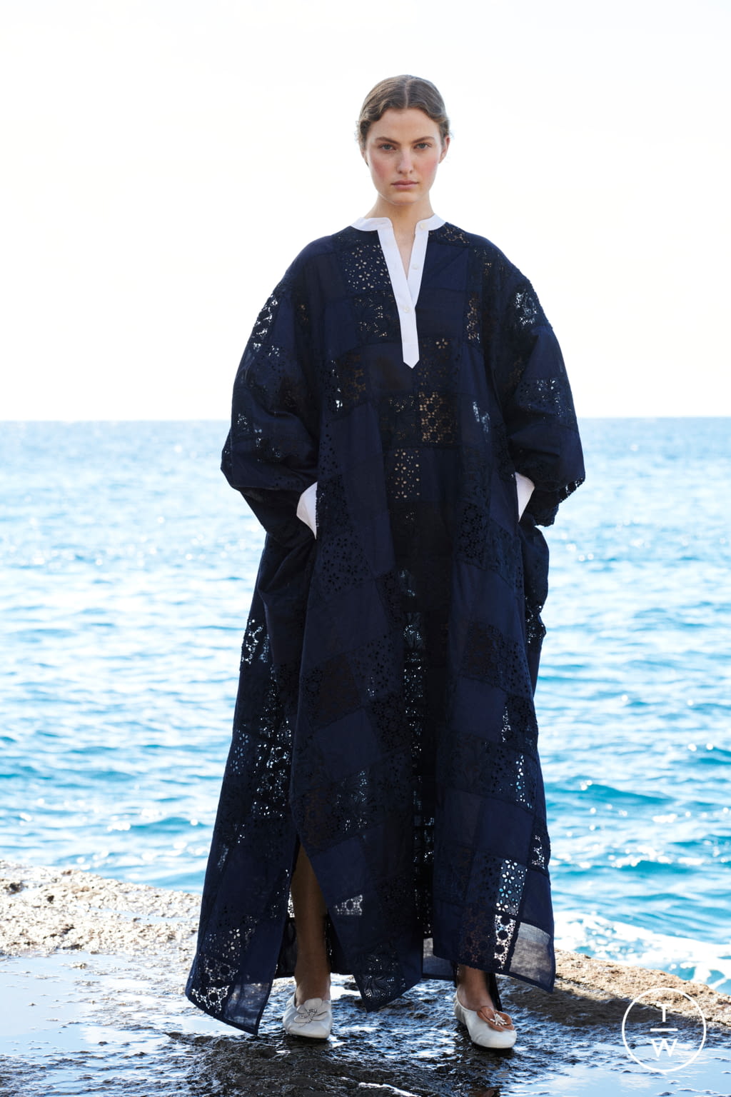 Fashion Week New York Pre-Fall 2021 look 19 from the Tory Burch collection 女装